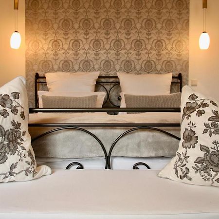 L'Ostello Altstadthotel Regensburg Kültér fotó