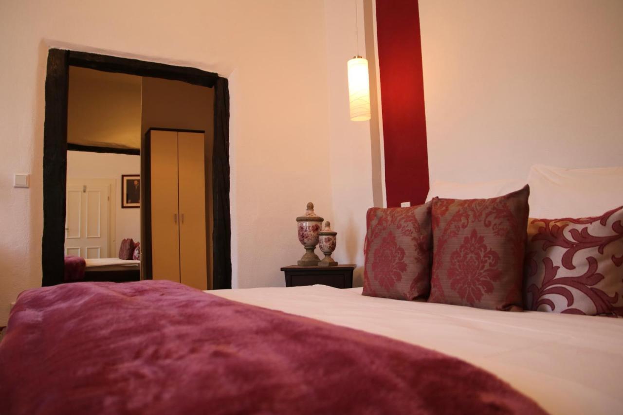 L'Ostello Altstadthotel Regensburg Kültér fotó
