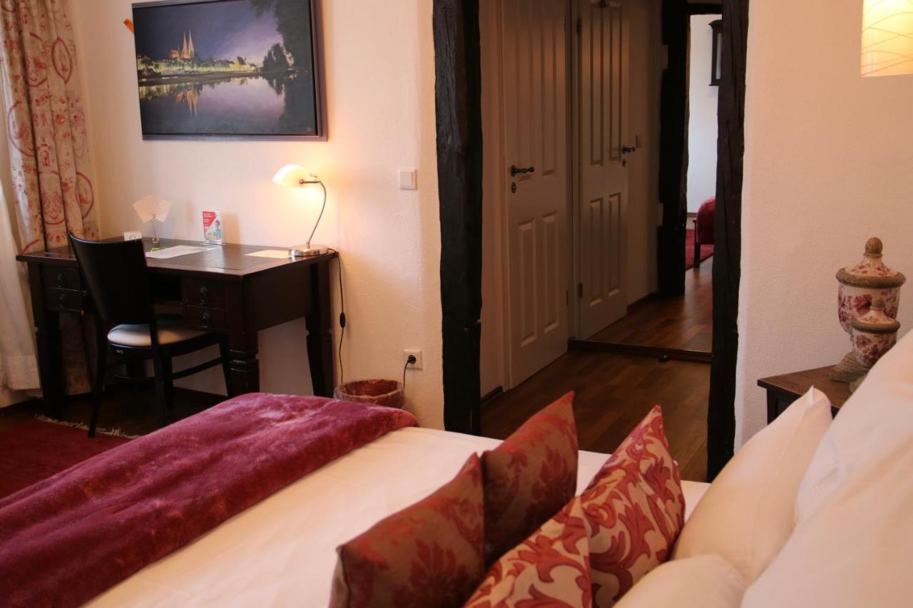 L'Ostello Altstadthotel Regensburg Kültér fotó